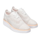 حذاء أكسفورد نسائي من كول هان بتصميم ØriginalGrand Platform Wingtip