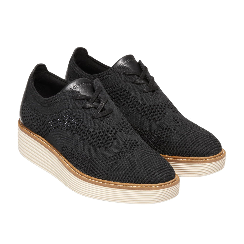 حذاء أكسفورد نسائي من كول هان بتصميم ØriginalGrand Platform Wingtip