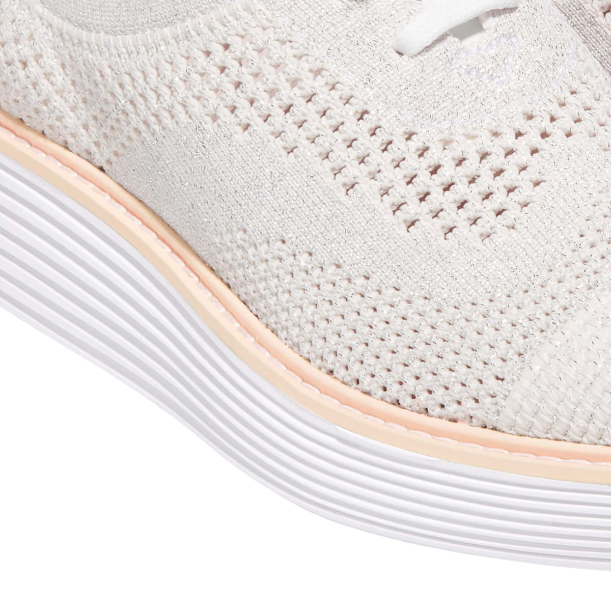 حذاء أكسفورد نسائي من كول هان بتصميم ØriginalGrand Platform Wingtip