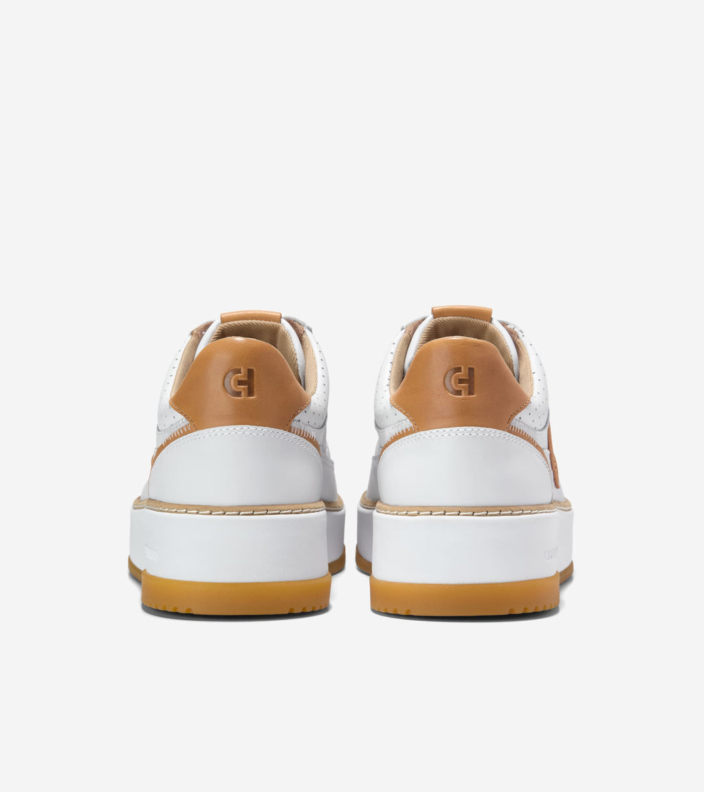 W33199:WHITE PERF LEATHER/BISCUIT/WHITE