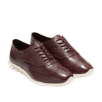 حذاء أكسفورد المجنّح ZERØGRAND Wingtip للنساء من كول هان