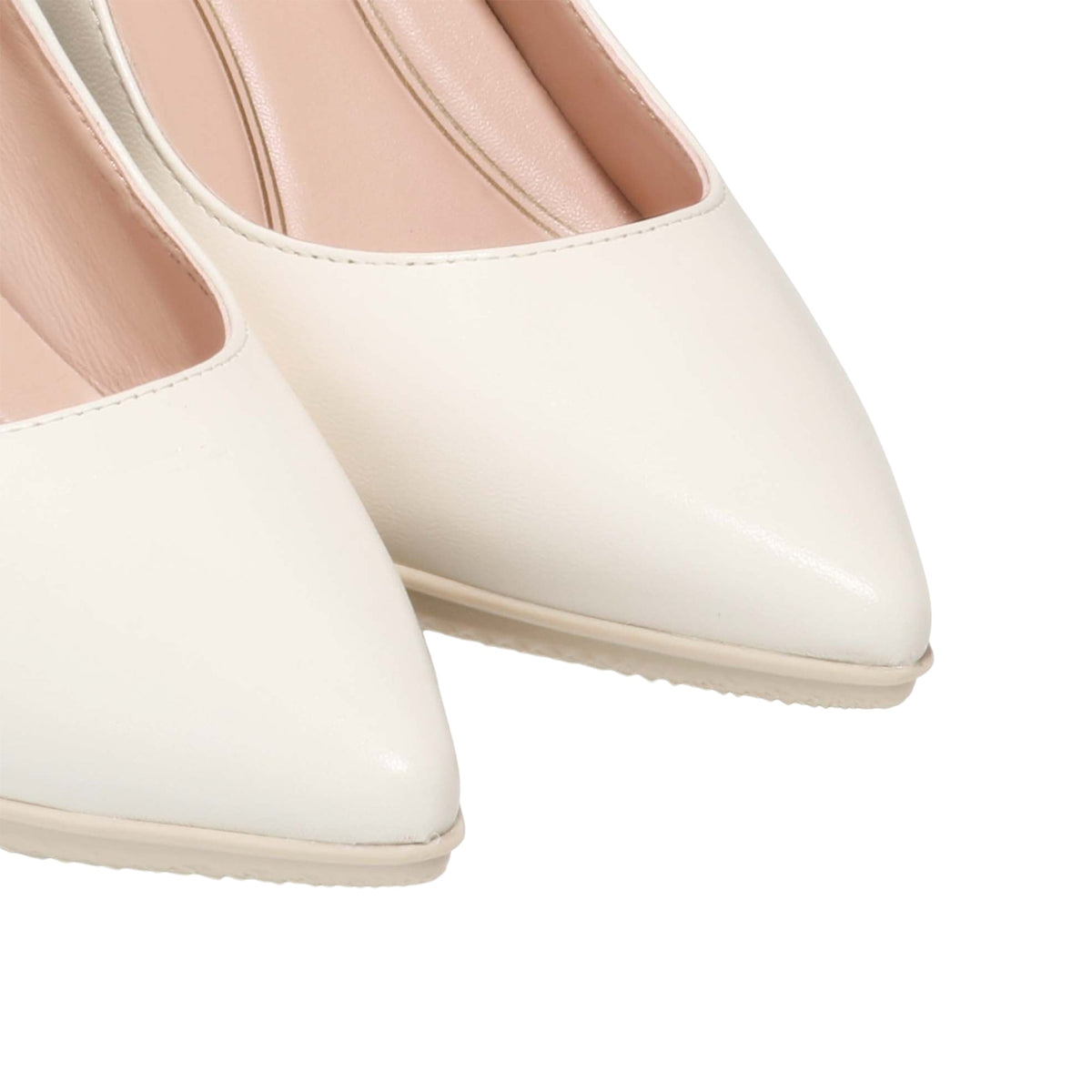 حذاء كول هان النسائي ذو الكعب العالي "غراند أمبيشن يورك"