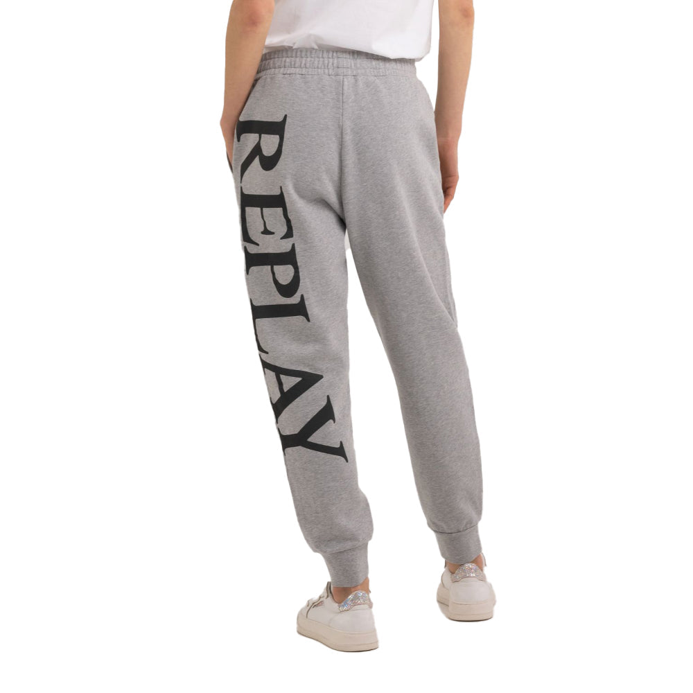 بنطلون رياضي نسائي بقصة "بوي فيت" من "ريبلاي" مع شعار "أرشيف"