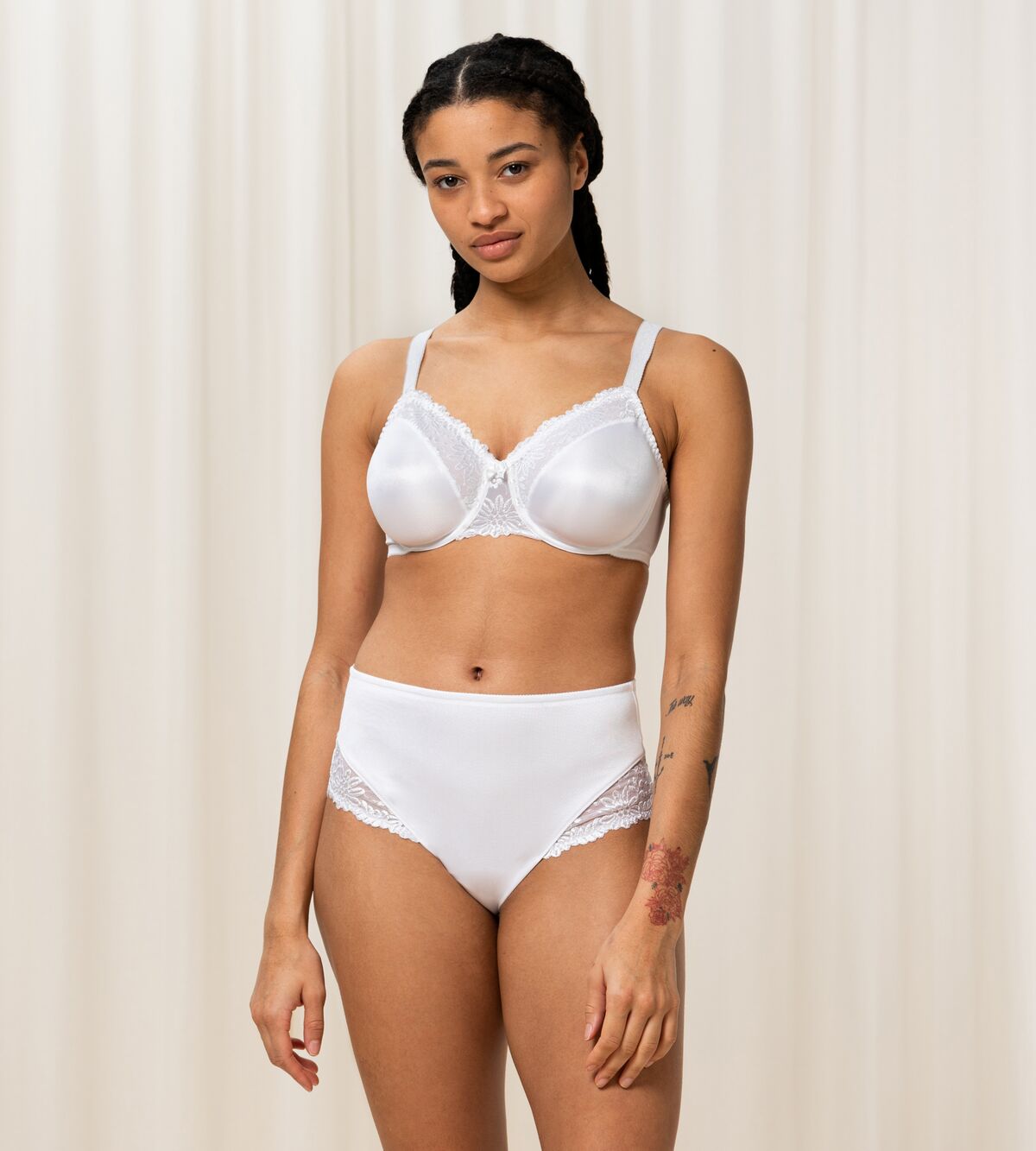Triumph Ladyform Soft Minimizer Bra