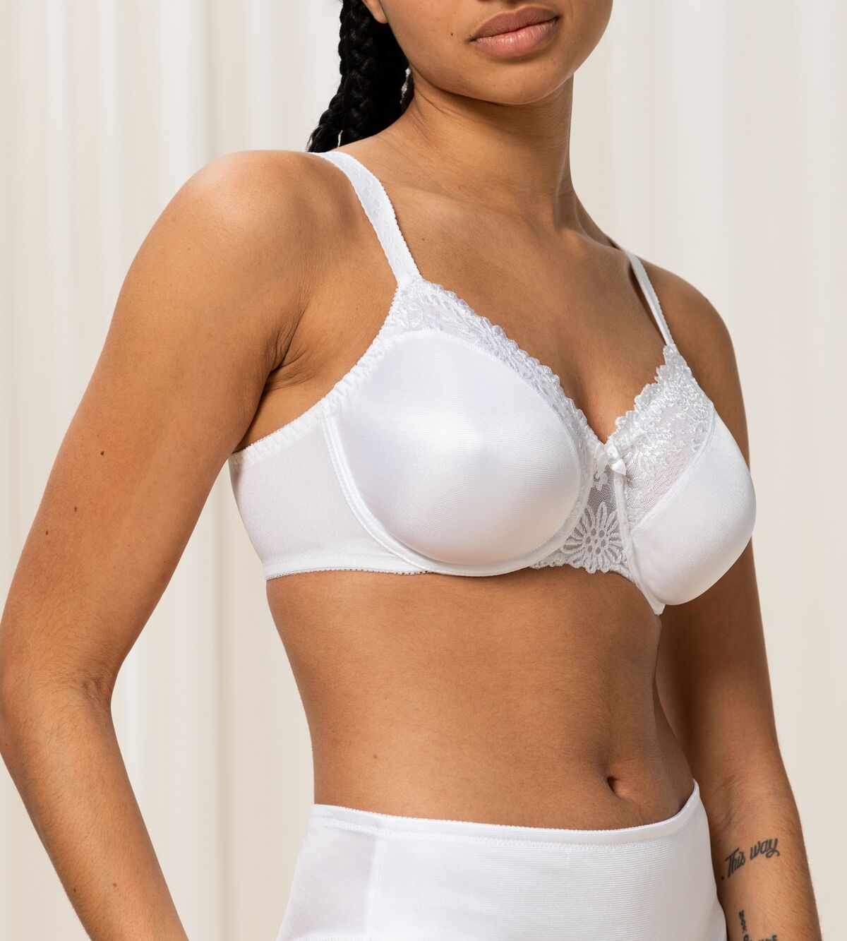 Triumph Ladyform Soft Minimizer Bra